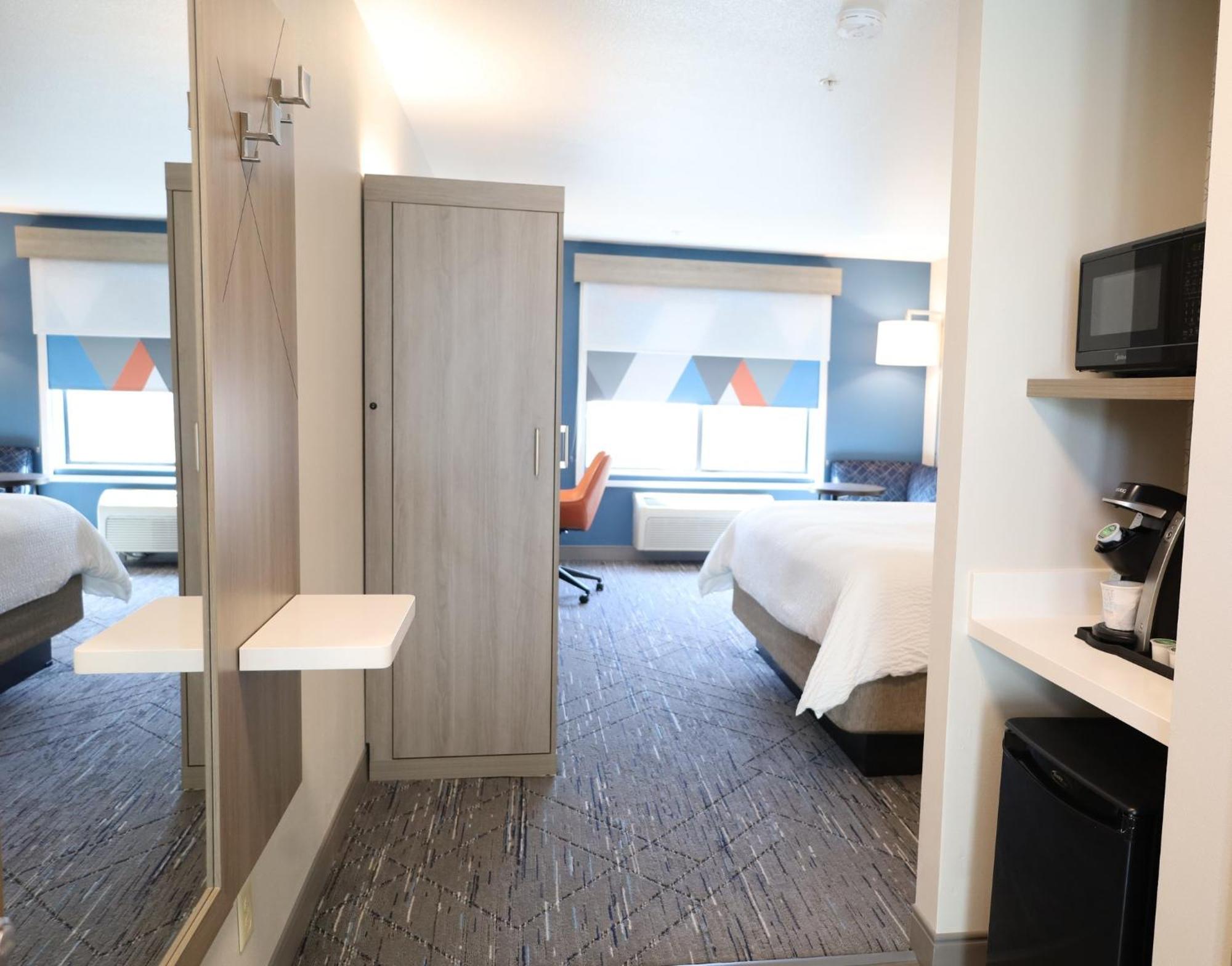 Holiday Inn Express Hotel & Suites Vancouver Mall-Portland Area By Ihg Buitenkant foto