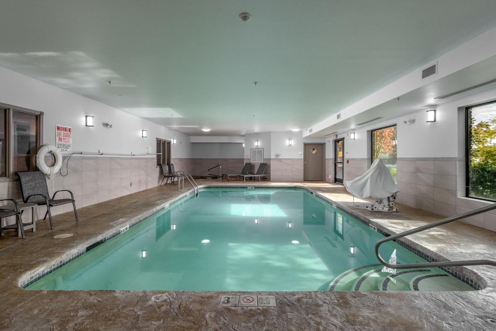 Holiday Inn Express Hotel & Suites Vancouver Mall-Portland Area By Ihg Buitenkant foto